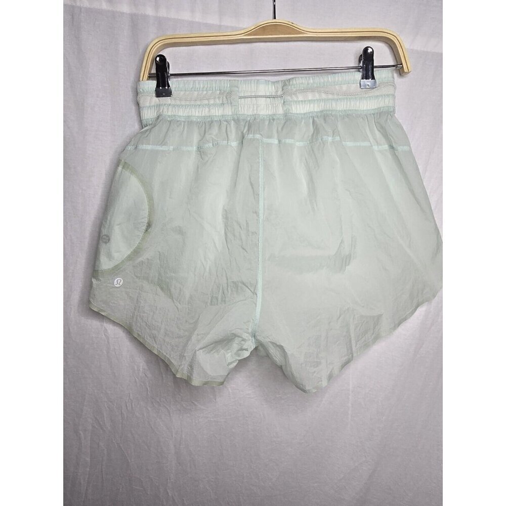Lululemon Step Out High Rise sheer Shorts 3” Ocean Air Size 8